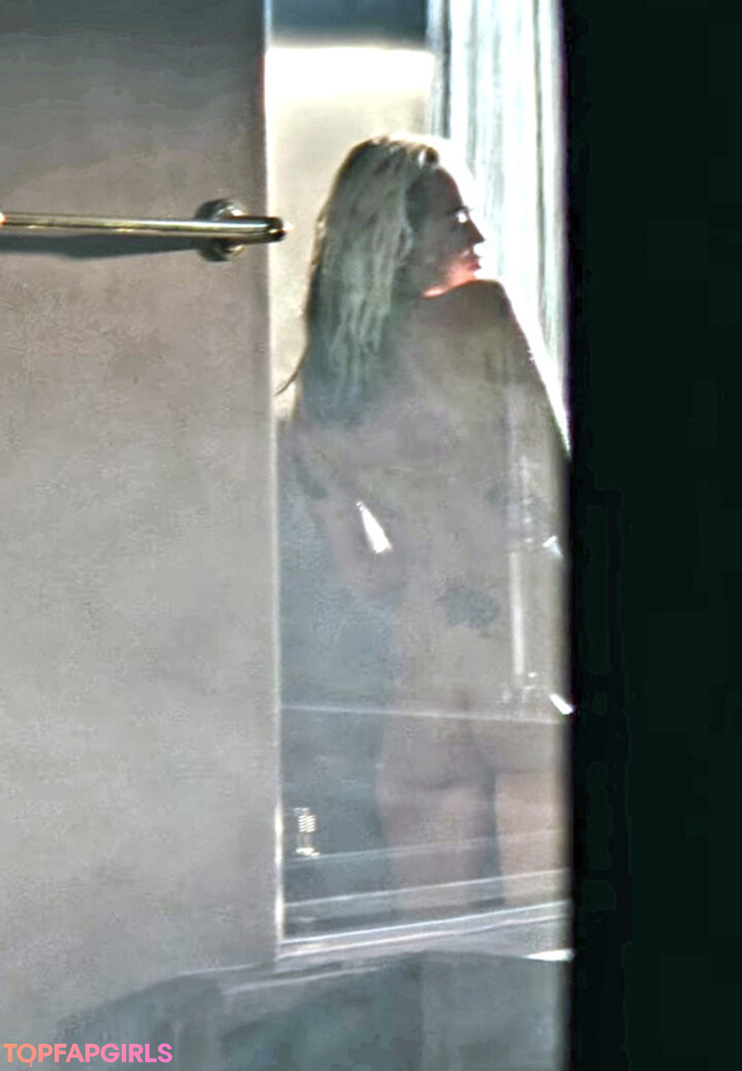 Foto desnuda filtrada de OnlyFans de Miley Cyrus #1936