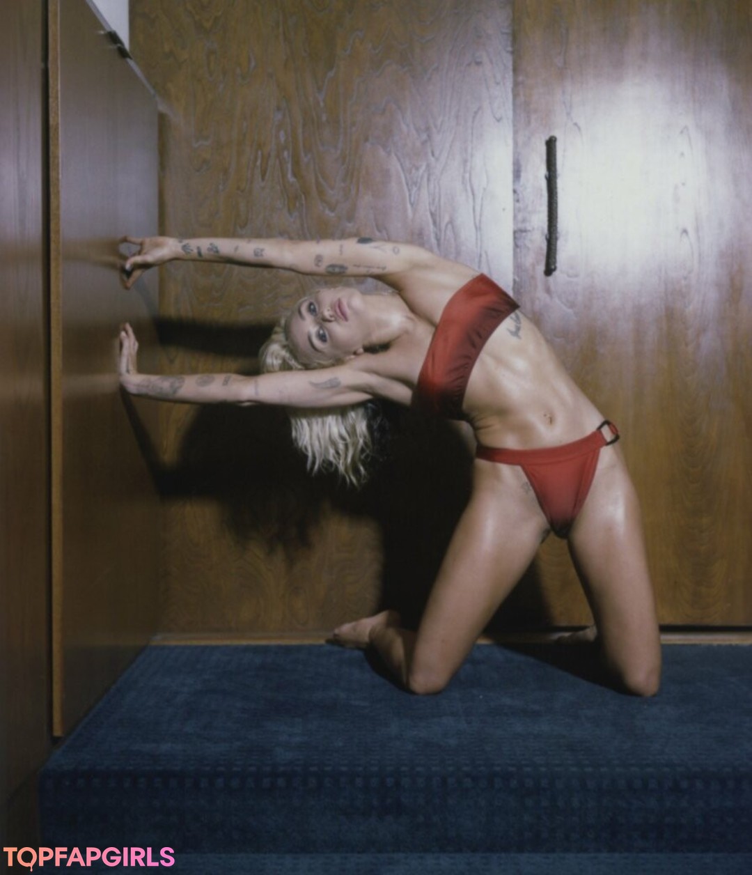 Foto desnuda filtrada de OnlyFans de Miley Cyrus #1955