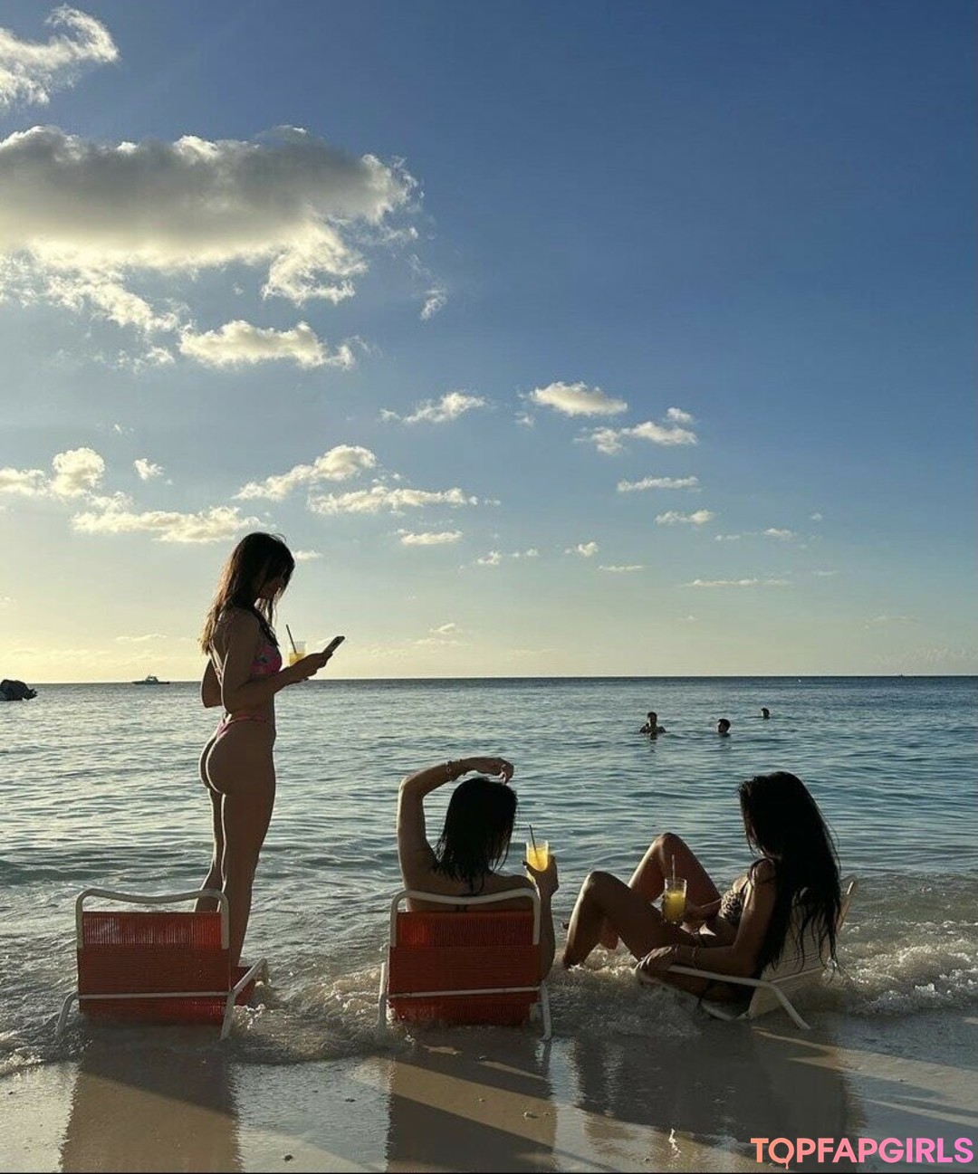 Foto desnuda filtrada de OnlyFans de Emily Ratajkowski #1228