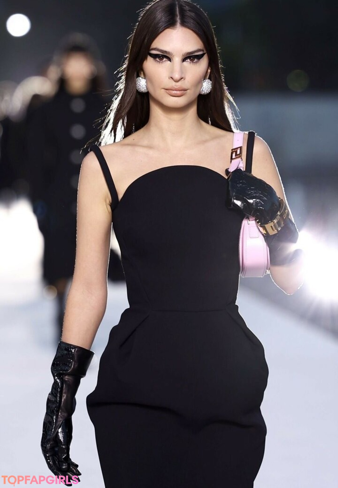 Foto desnuda filtrada de OnlyFans de Emily Ratajkowski #1396