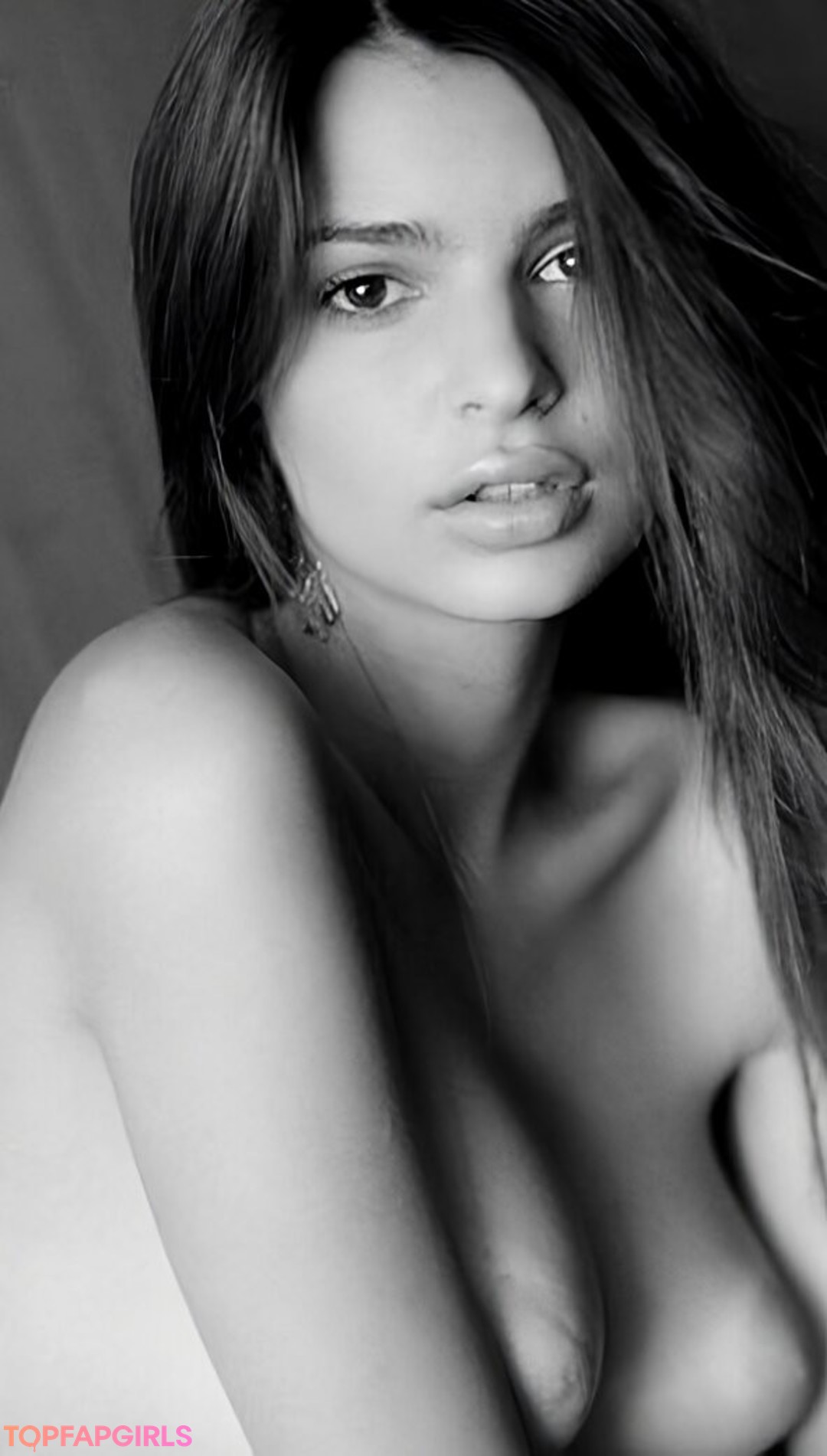 Foto desnuda filtrada de OnlyFans de Emily Ratajkowski #1785