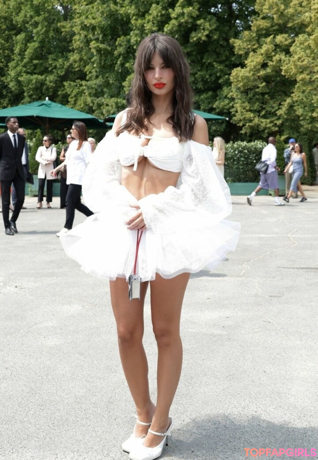 Foto desnuda filtrada de OnlyFans de Emily Ratajkowski #1841
