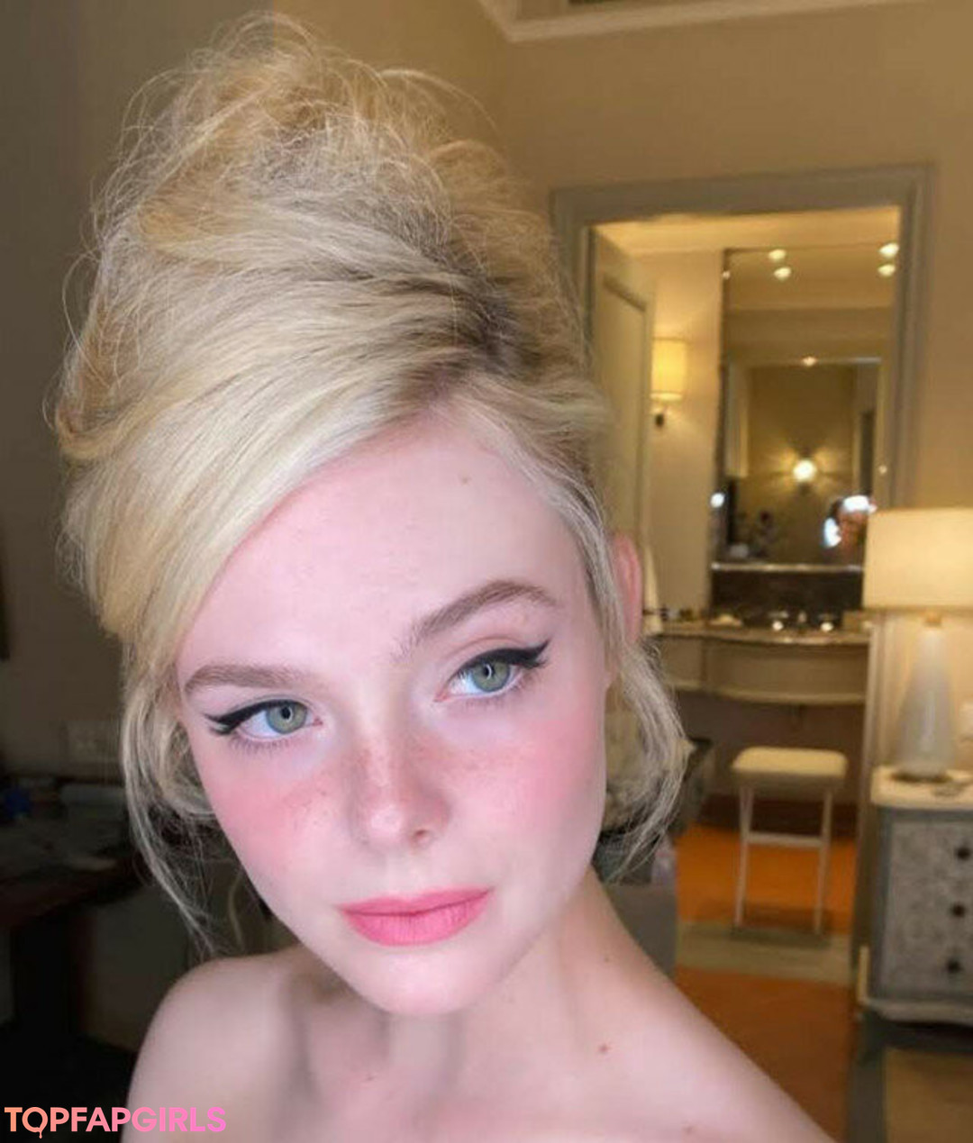 Foto desnuda filtrada de OnlyFans de Elle Fanning #1073