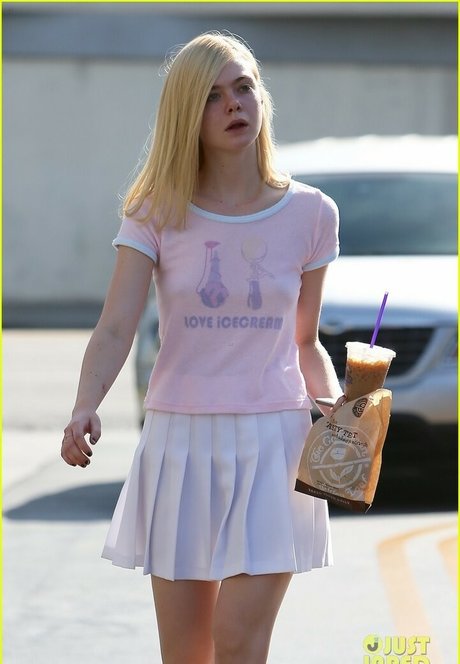 Elle Fanning