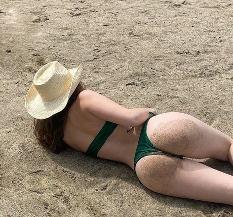 Lilly Breton