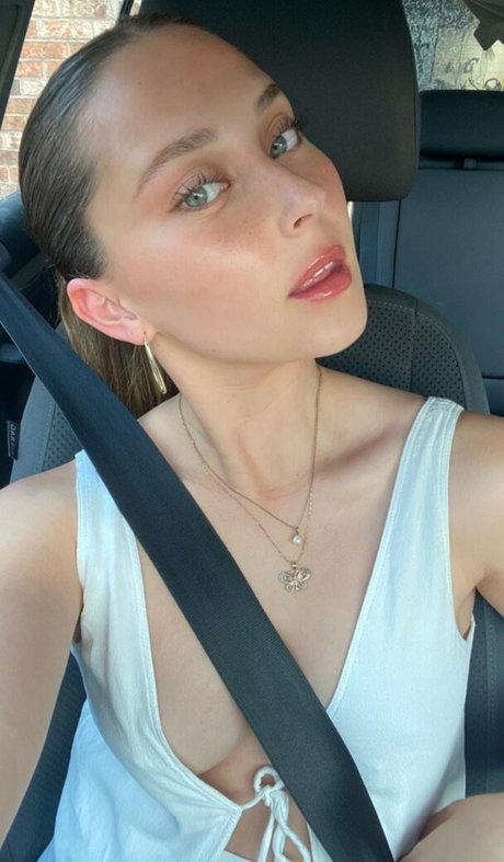 Lilly Breton