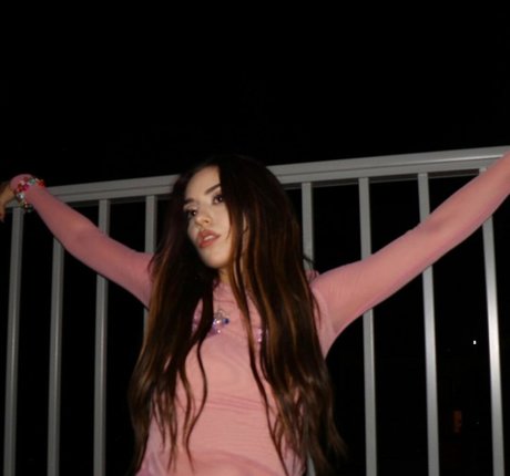 Ava Max
