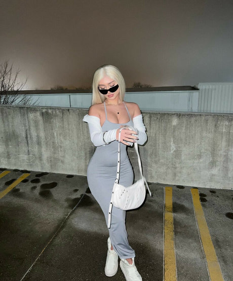 Cakebatterchlo Foto desnuda filtrada de OnlyFans de Cakebatterchlo #11