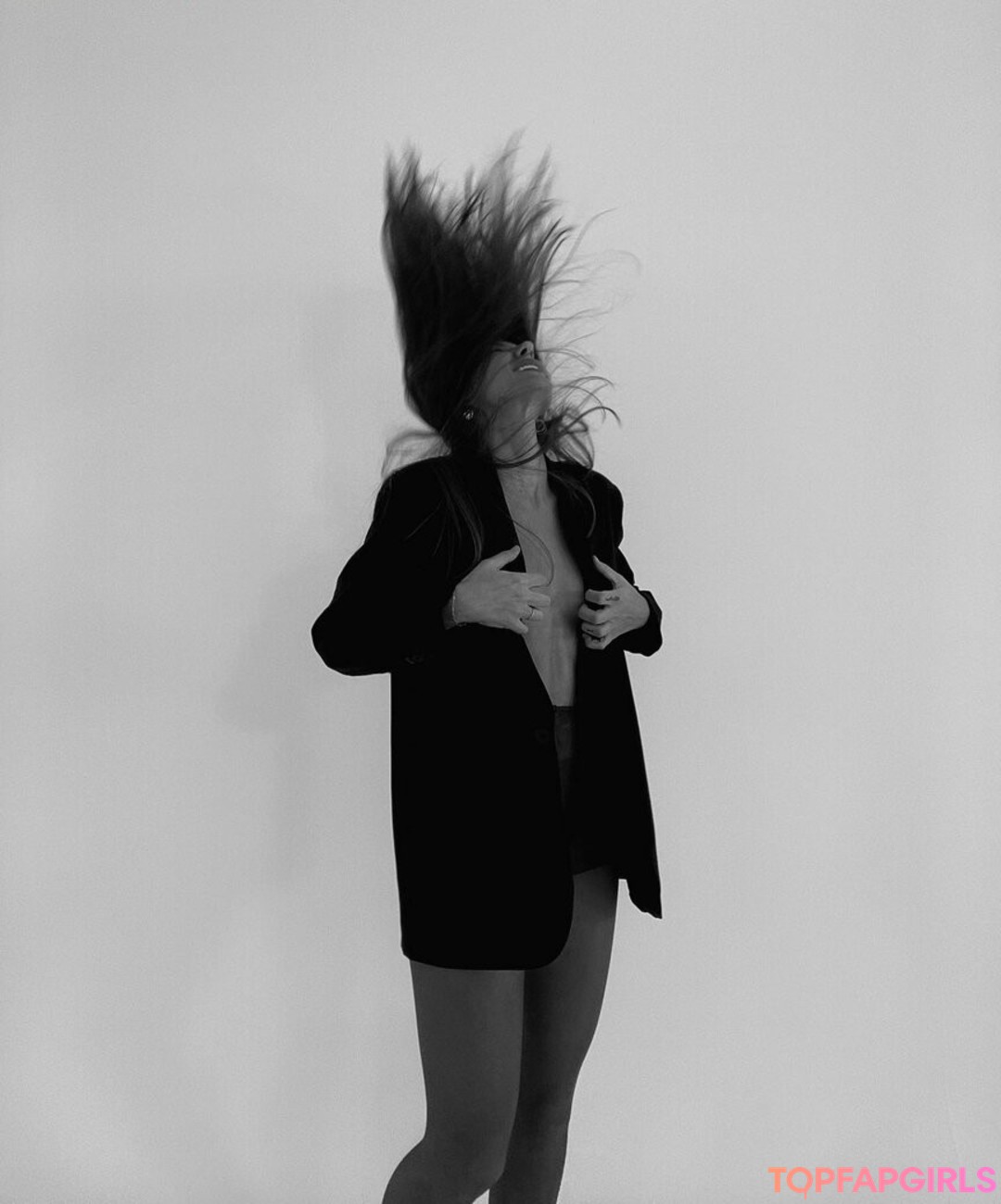 Foto desnuda filtrada de OnlyFans de Brit Manuela #1155