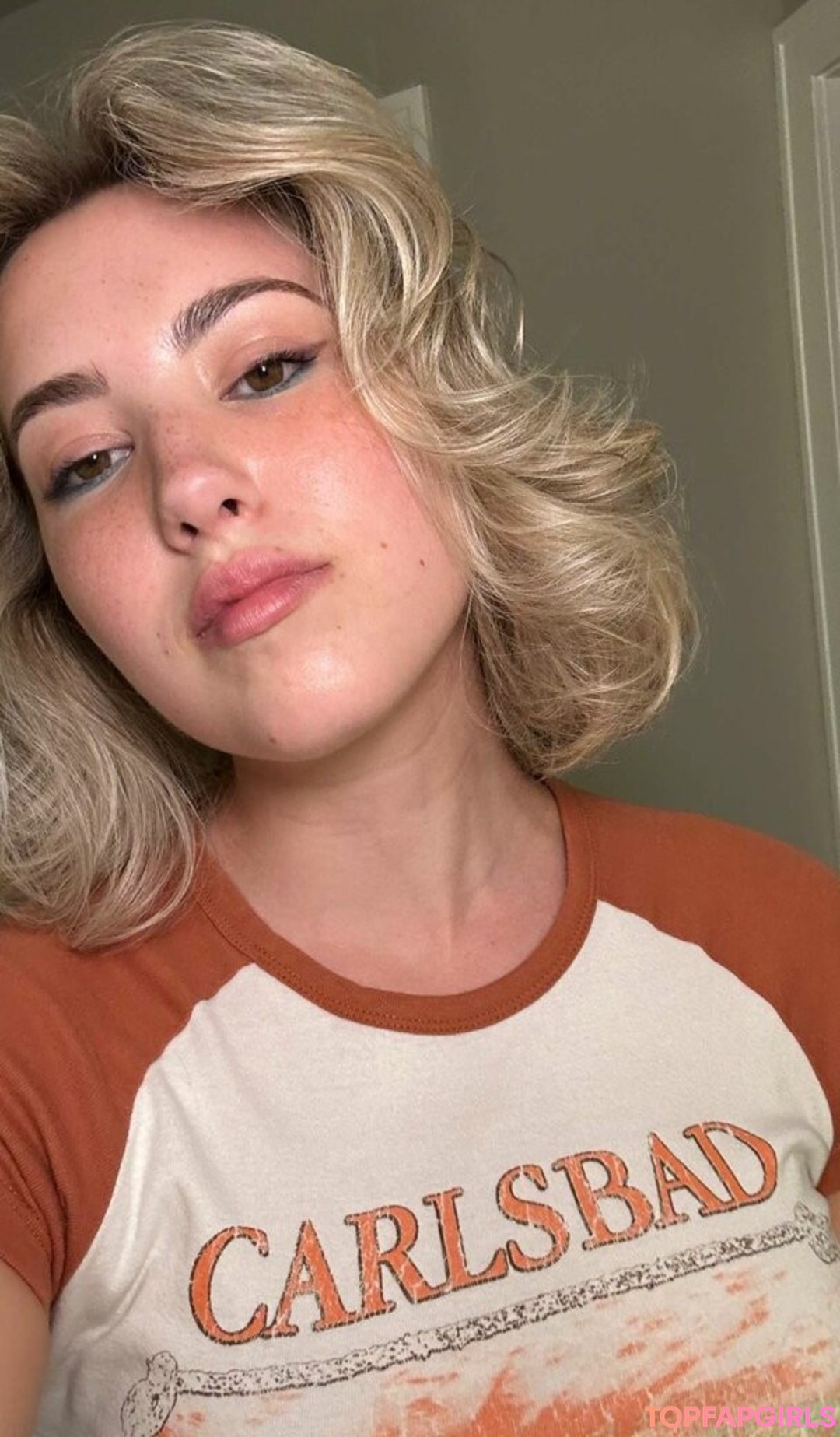 Foto desnuda filtrada de OnlyFans de Pineapplebrat #1268