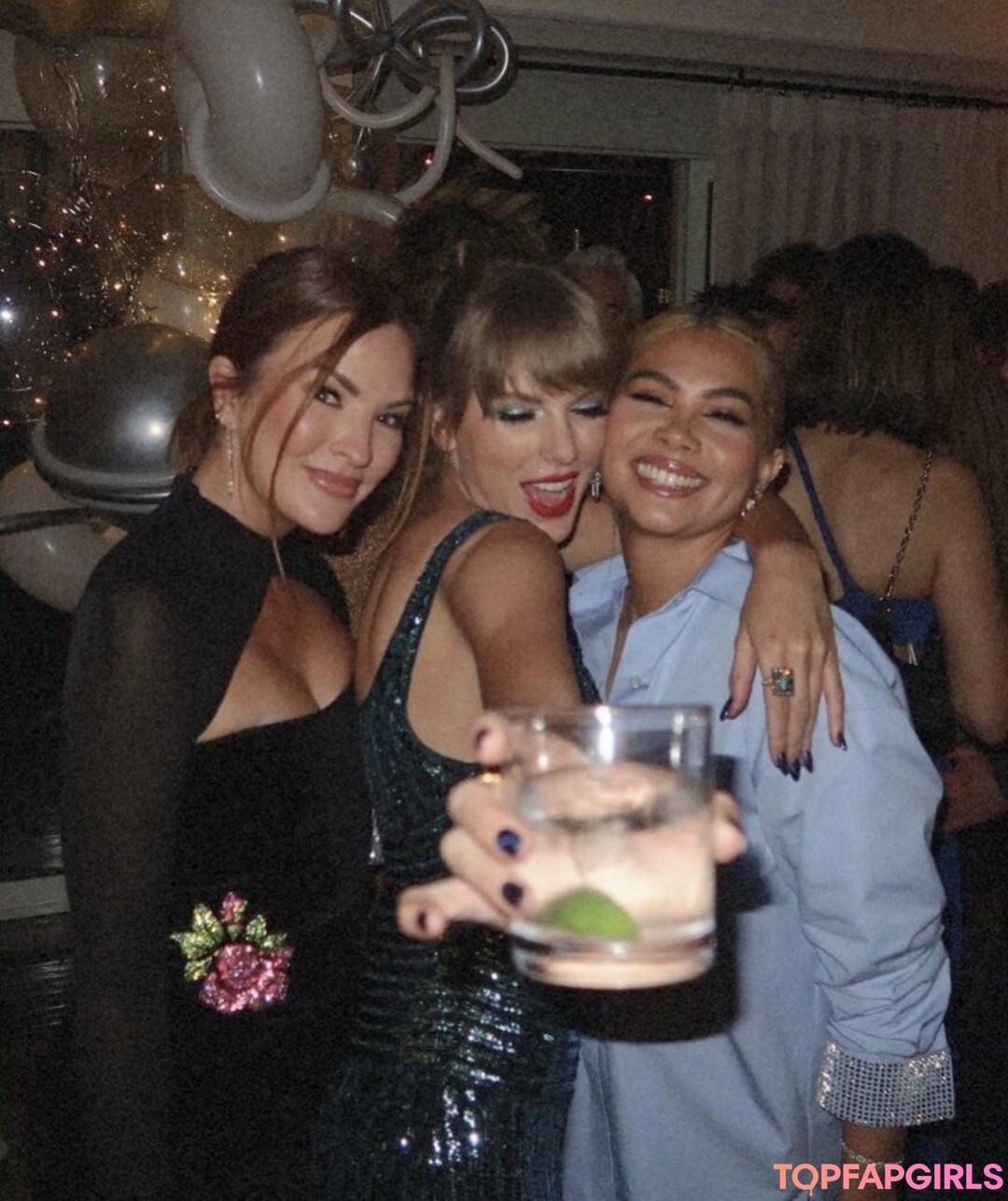 Foto desnuda filtrada de OnlyFans de Taylor Swift #1031
