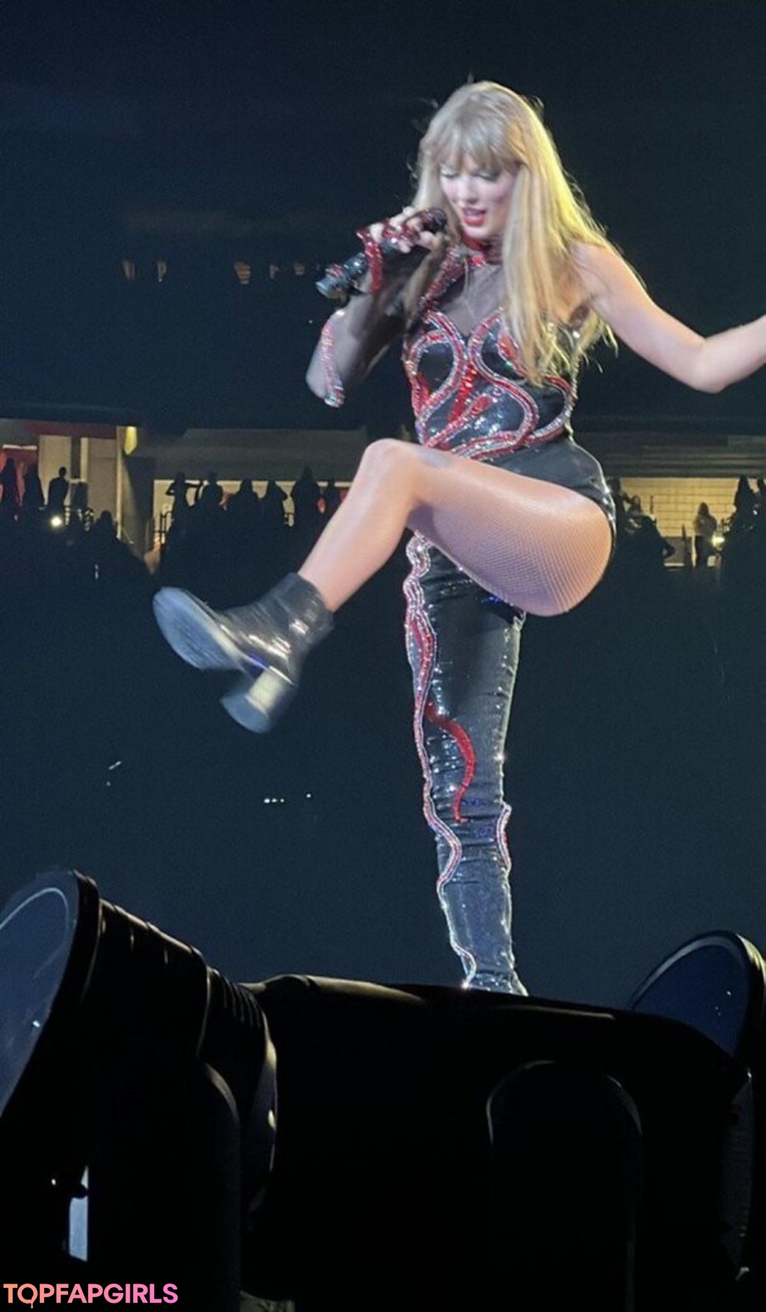 Foto desnuda filtrada de OnlyFans de Taylor Swift #1122