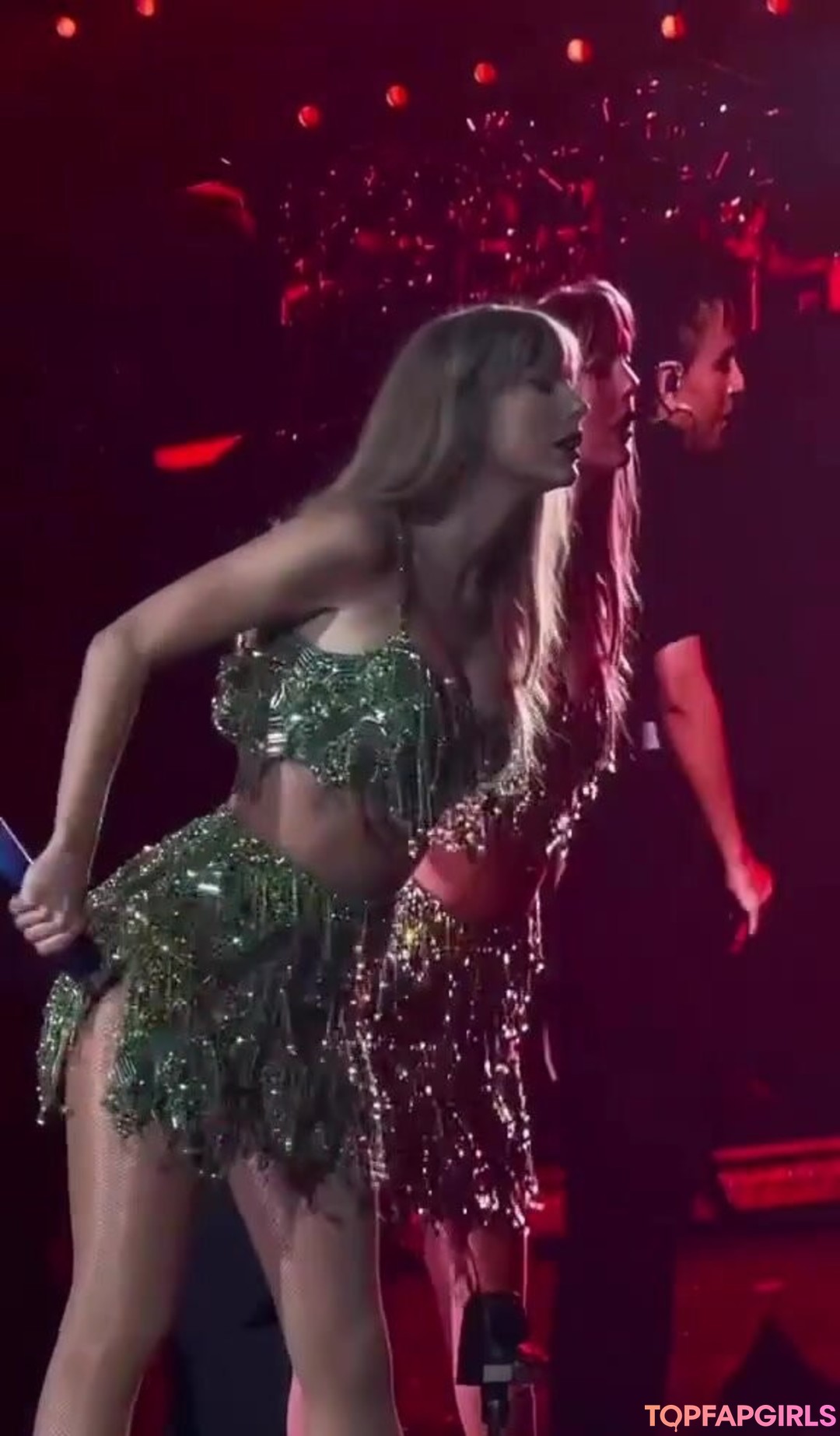 Foto desnuda filtrada de OnlyFans de Taylor Swift #1129