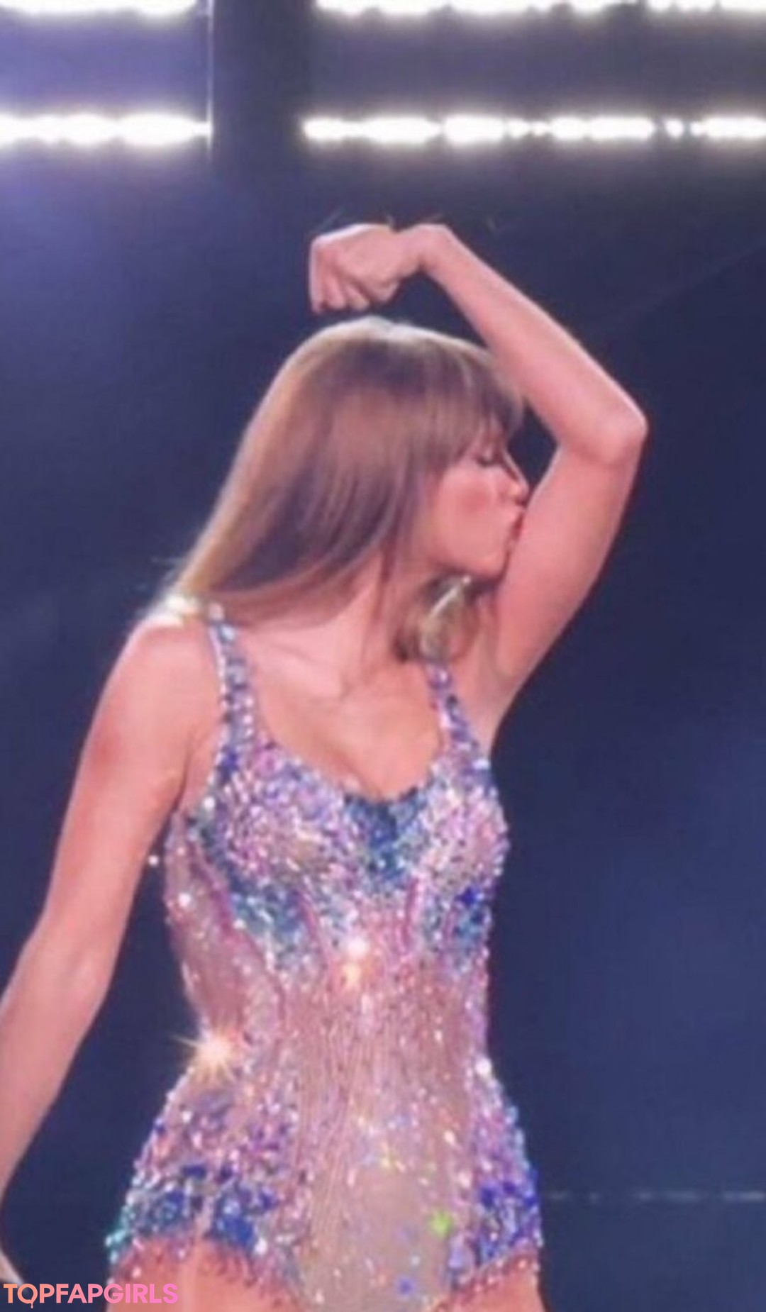 Foto desnuda filtrada de OnlyFans de Taylor Swift #1508