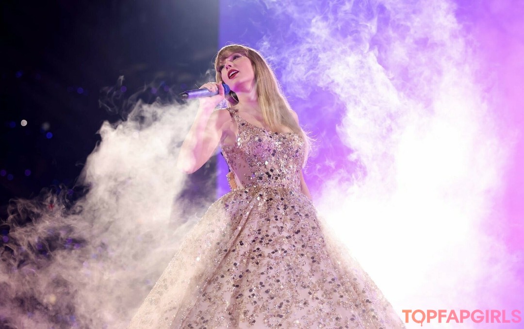 Foto desnuda filtrada de OnlyFans de Taylor Swift #1734