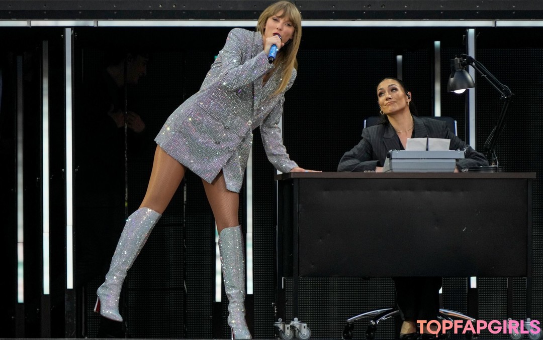 Foto desnuda filtrada de OnlyFans de Taylor Swift #1891