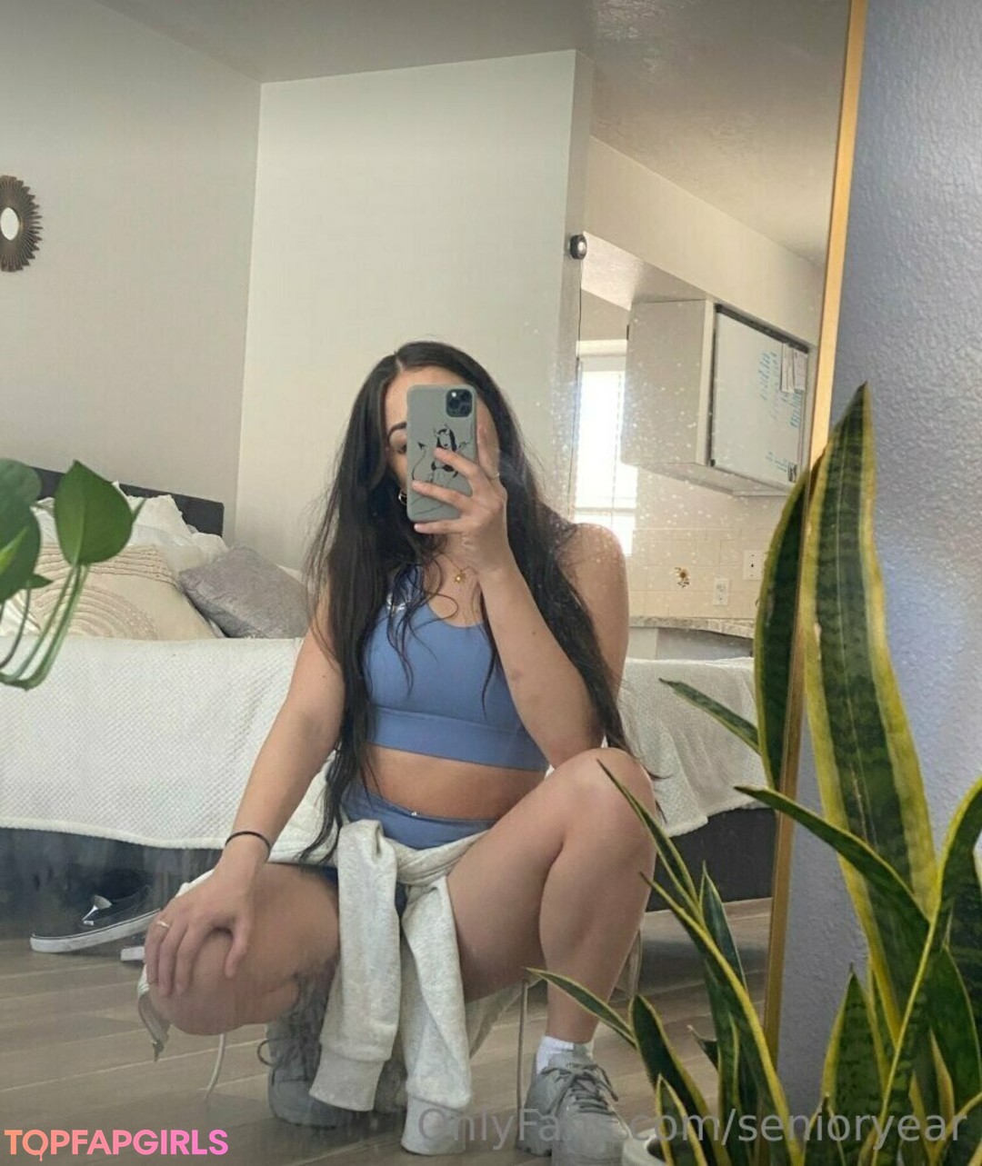 Foto desnuda filtrada de OnlyFans de Senioryear #1068