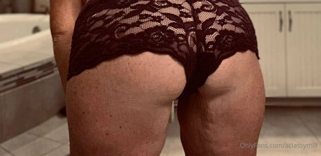 Aclassymilf