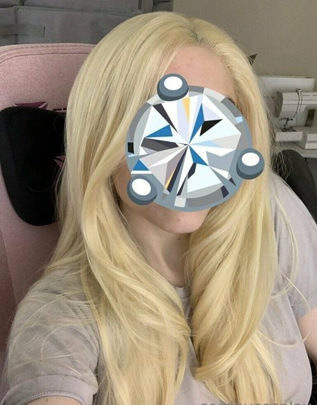 Corrinvalentinecosplay