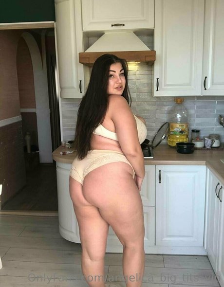 Angelica_big_tits_vip