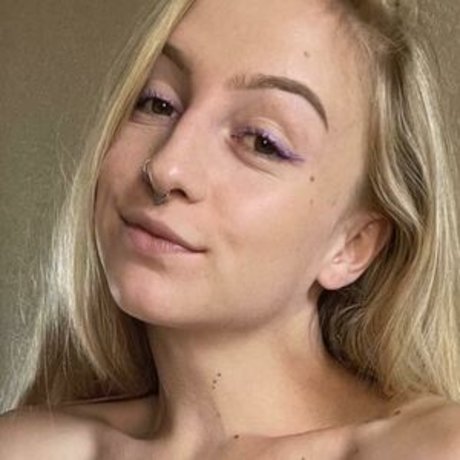 Foto desnuda filtrada de OnlyFans de Swetlilhoney