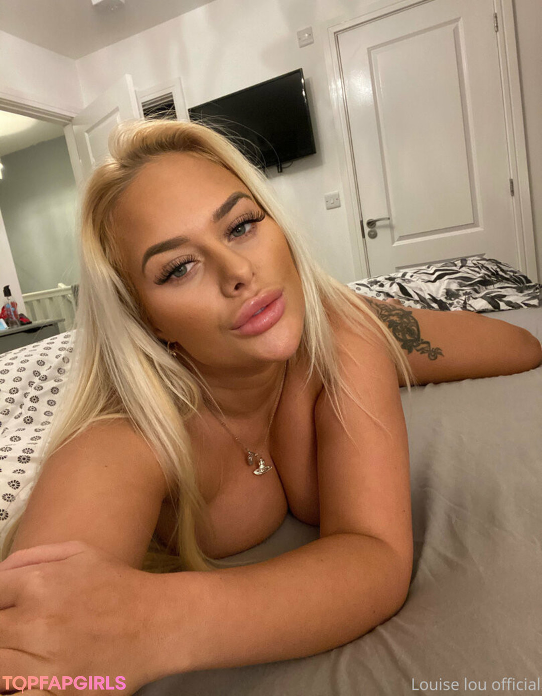 Foto desnuda filtrada de OnlyFans de Louiselou #1127