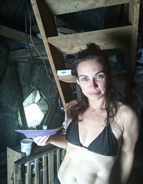 Foto desnuda filtrada de OnlyFans de Dashaina