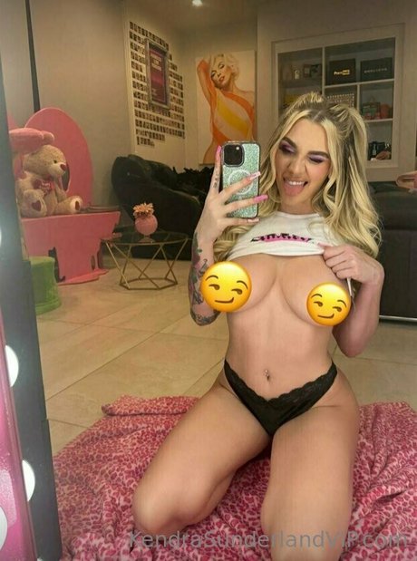 Foto desnuda filtrada de OnlyFans de Kendrasunderland