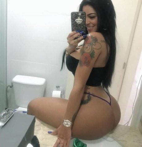 Stephanie Silveira