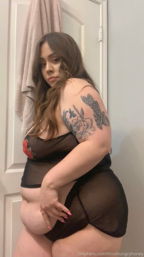 Foto desnuda filtrada de OnlyFans de Thickhungryhoney
