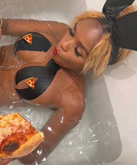 Foto desnuda filtrada de OnlyFans de Janelle Monae