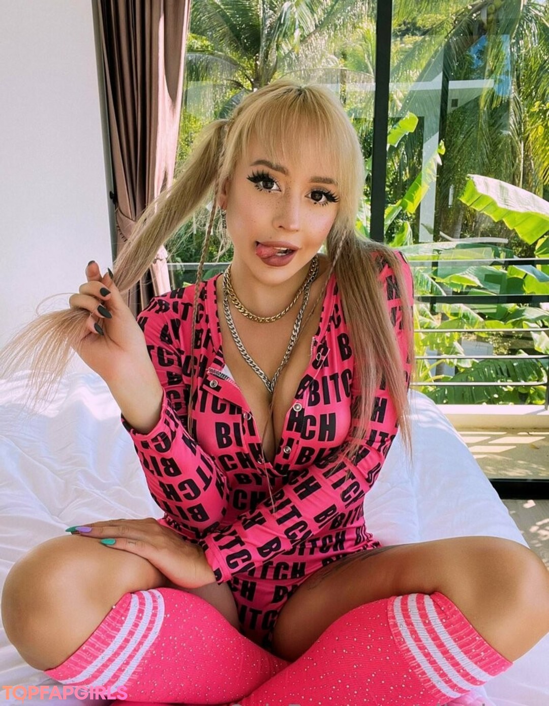 Foto desnuda filtrada de OnlyFans de Alicebong #1200