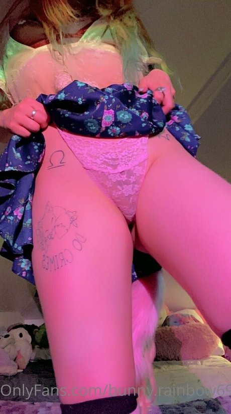Bunnyrainbow69