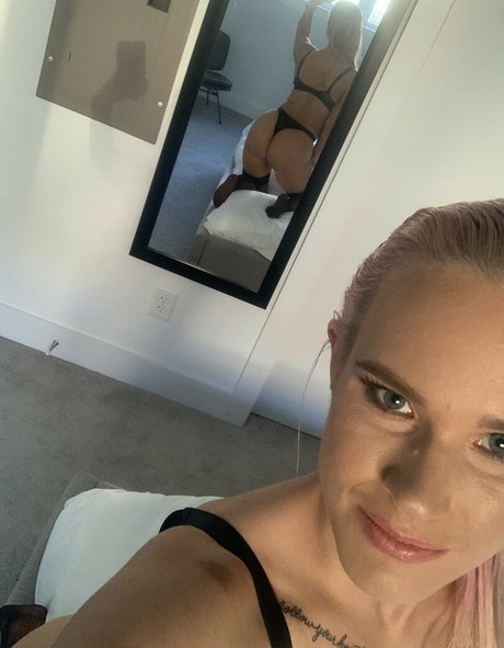 Shazza Mckenzie