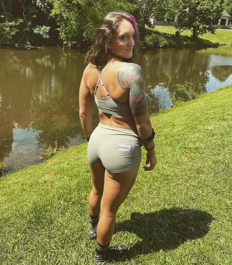 Foto desnuda filtrada de OnlyFans de Kris Statlander