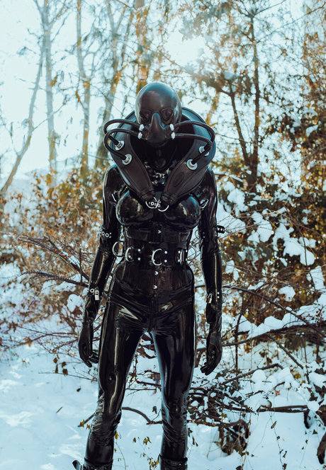 Rubbobject_doll