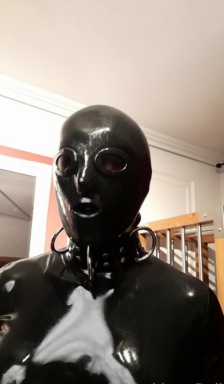 Rubbobject_doll
