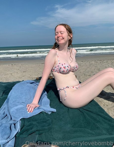Cherrylovebombb