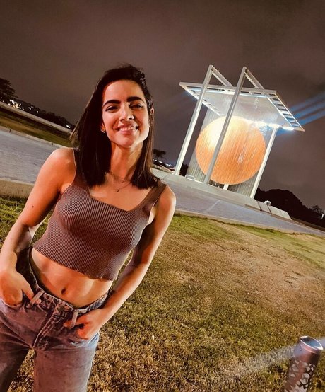 Maria Gabriela De Faria