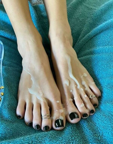 Myposedtoes