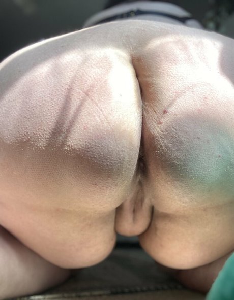 Hornythickitten