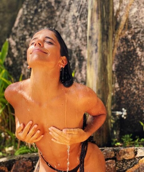 Estela Cruz