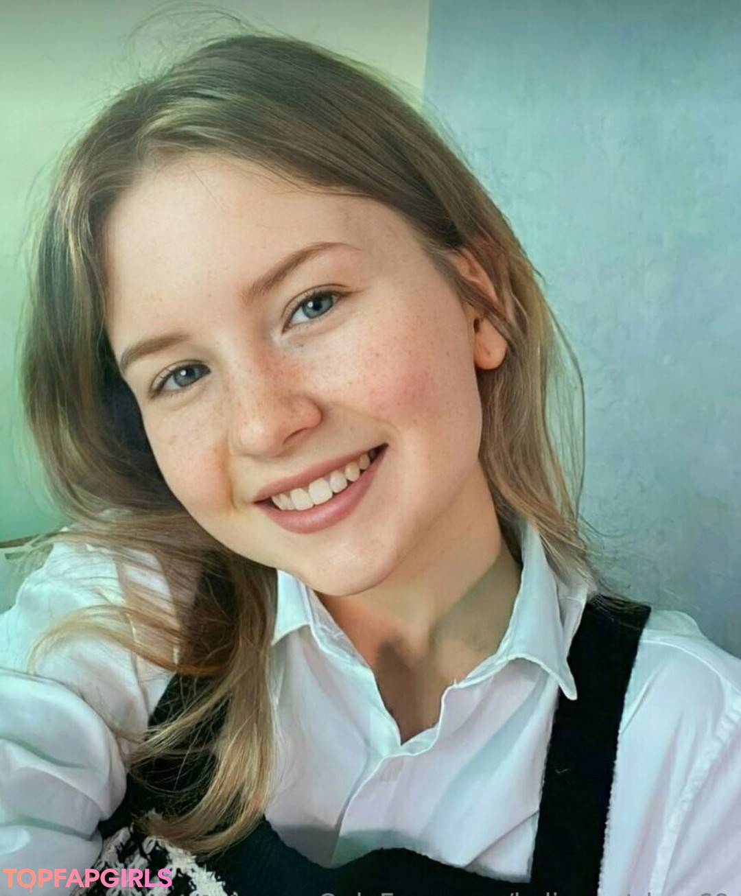 Foto desnuda filtrada de OnlyFans de Kylienextdoor69 #1009