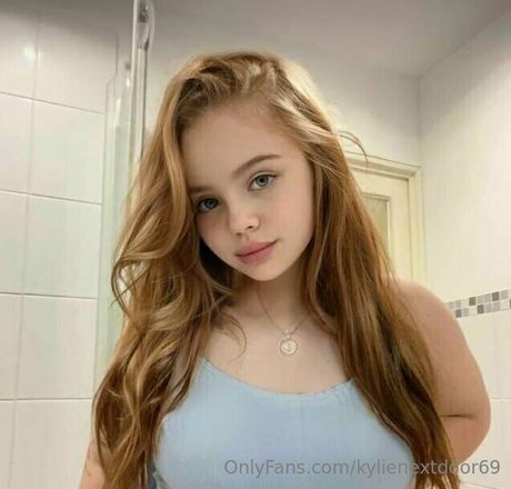 Kylienextdoor69