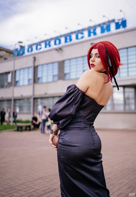 Anya Ichios