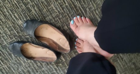 Foto desnuda filtrada de OnlyFans de Missfeetstink