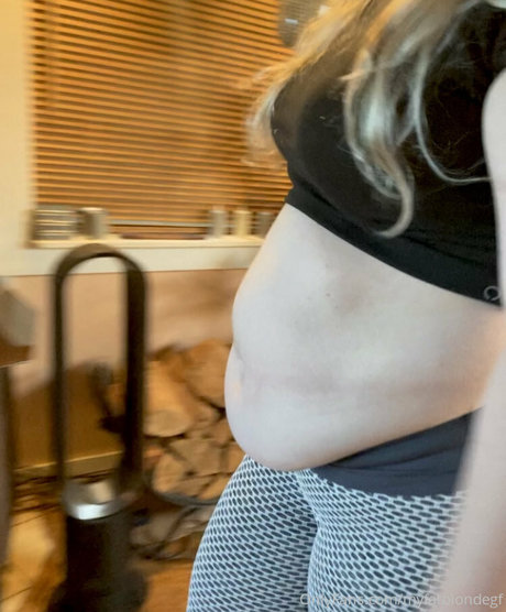 Foto desnuda filtrada de OnlyFans de Myfatblondegf