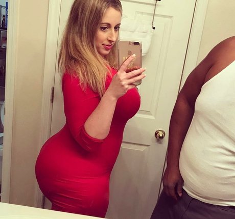 Foto desnuda filtrada de OnlyFans de Thickitalianmami