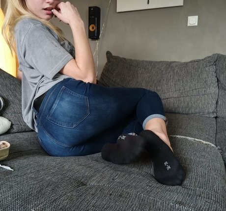 Emmyfeetandsocks