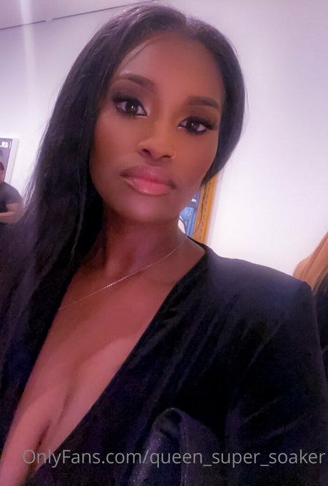 Queensupersoaker